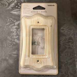 Allen + Roth Weathered White Wall Plate